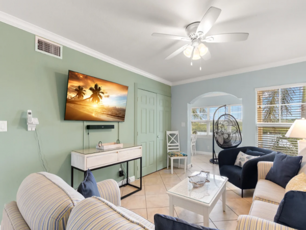 Indian Shores Beach  2 bedroom Condo